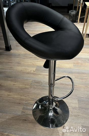 Барный стул