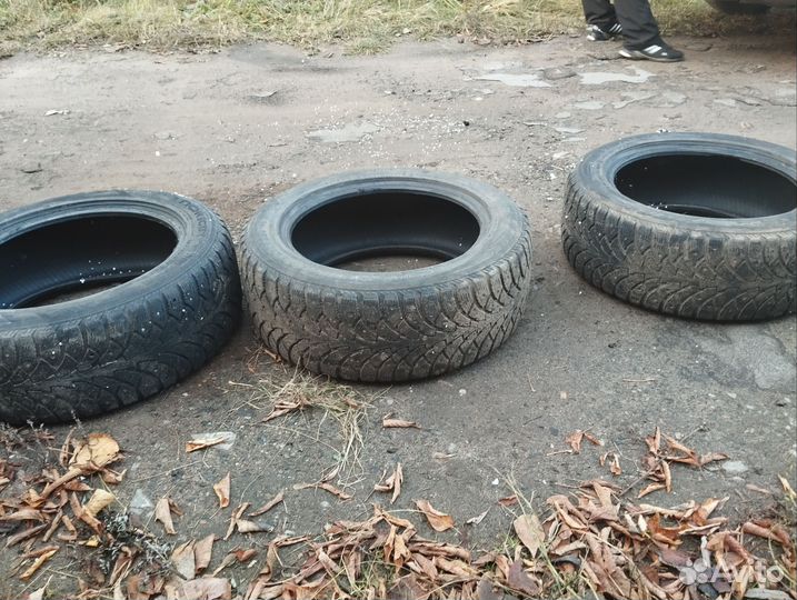 Nokian Tyres Hakkapeliitta 4 205/55 R16 19H