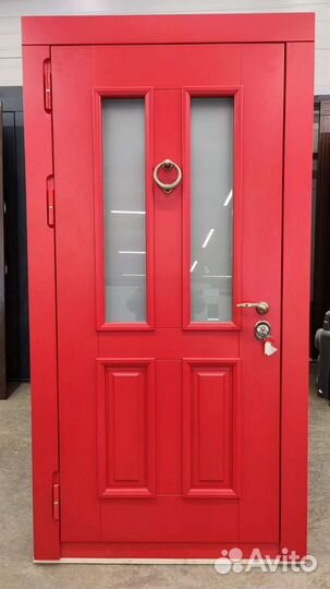 Дверь входная металлическая в дом