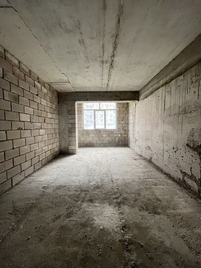 2-к. квартира, 80 м², 2/10 эт.