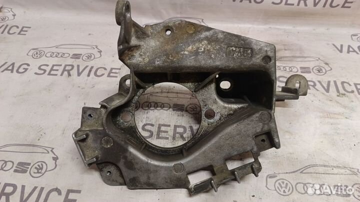 Кронштейн опоры кпп для Renault Clio II/Symbol