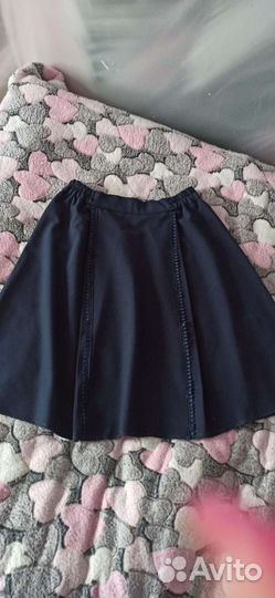 Белые рубашки/блузки и юбка 152 для девочки