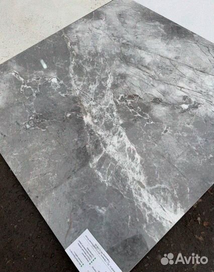 Керамогранитная плита 60х60