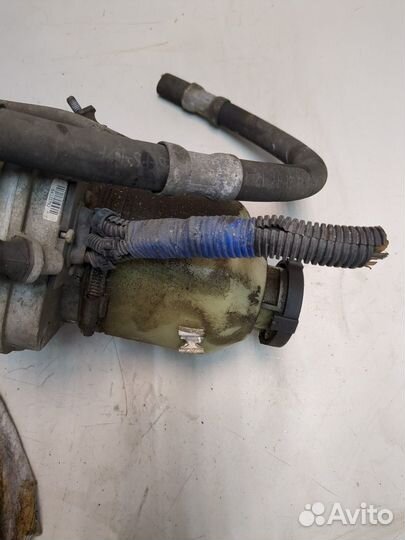 Насос усилителя руля Opel Meriva 2010, 2011