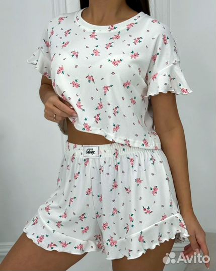 Пижама со шортами