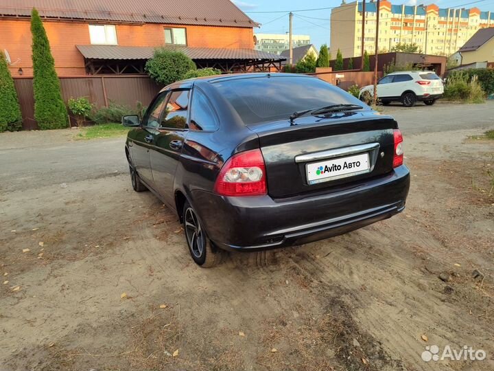 LADA Priora 1.6 МТ, 2010, 200 000 км