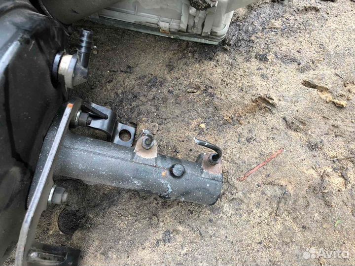 Hyundai county.hd65 главный тормозной цилиндр б.у