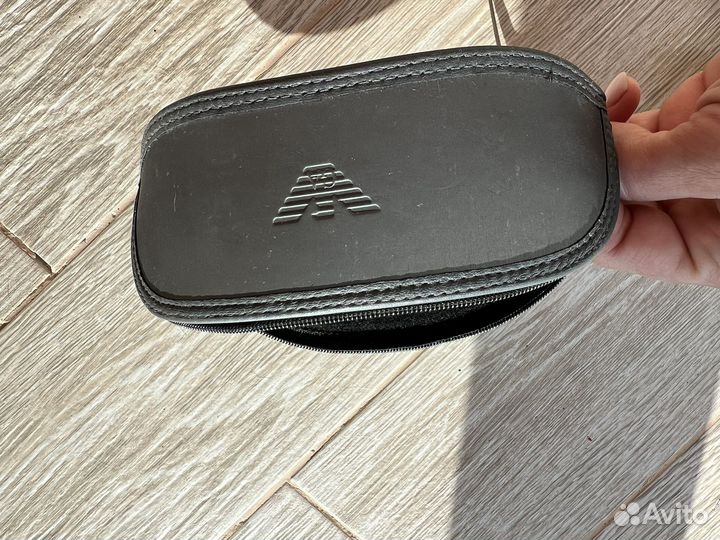 Солнцезащитные очки брендовые