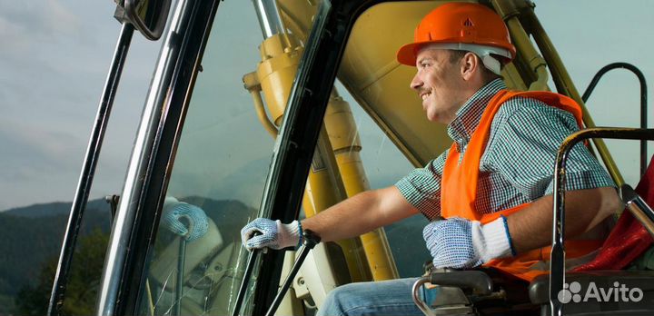 Машинист на эксковатор погрузчик