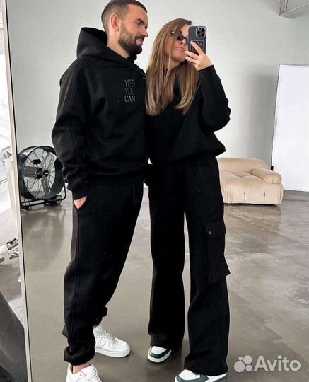 Парные спортивные костюмы