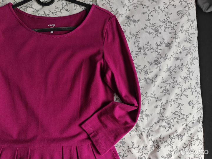 Новое базовое платье Oodji 44рр
