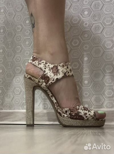 Босоножки женские 38 размер ретро стиль