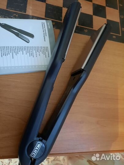 Профессиональный выпрямитель волос