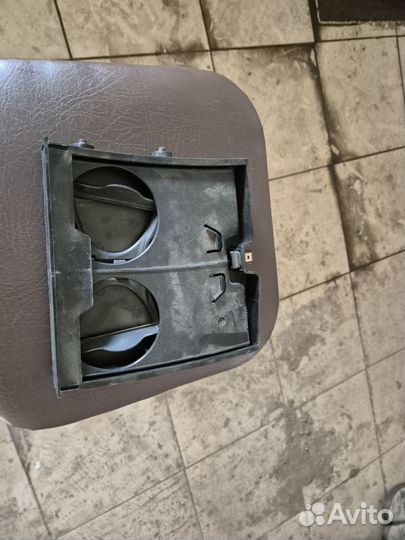 Центральная консоль toyota corolla