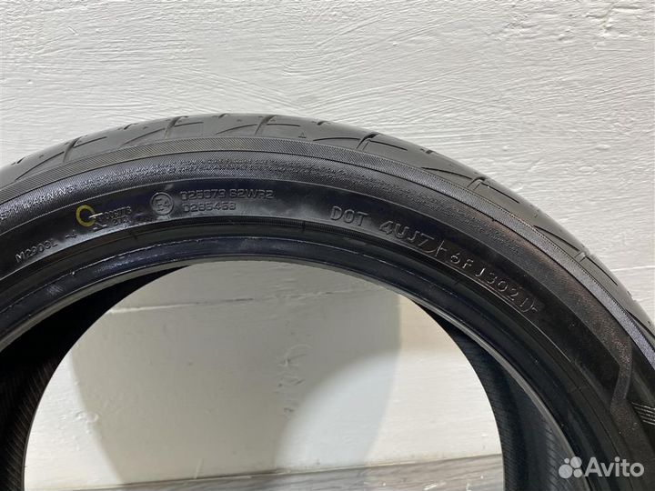 Yokohama Advan Fleva V701 225/45 R18 95W