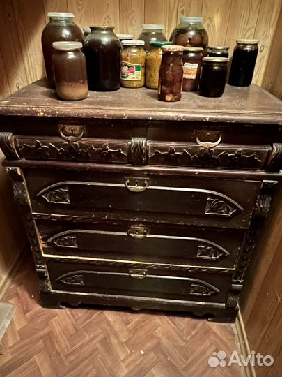 Комод старинный антикварный