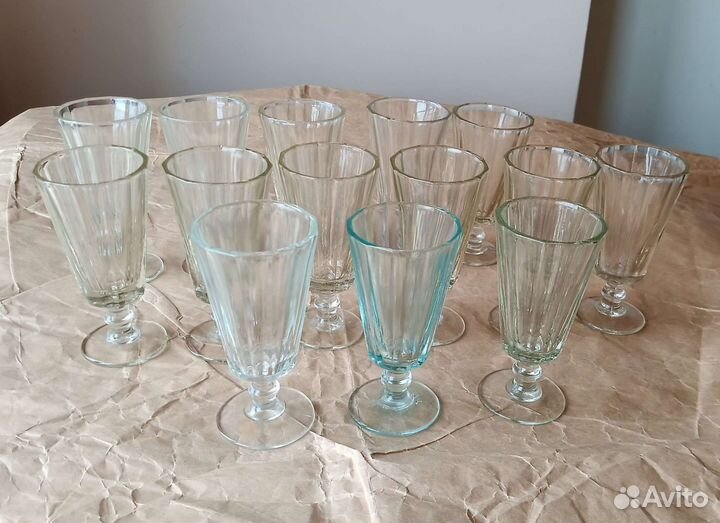 Старинный лафитник, гранная рюмка, стопка, стакан