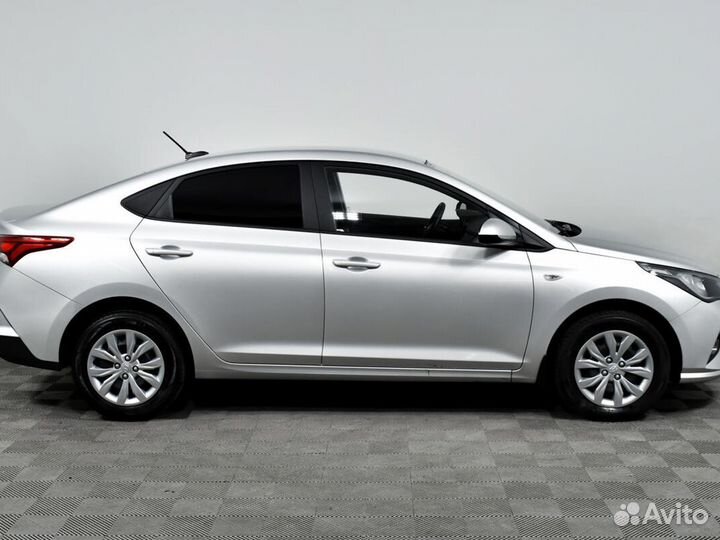 Hyundai Solaris 1.6 AT, 2022, 14 995 км