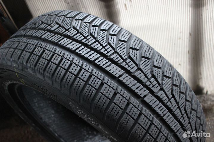 Hankook Winter I'Cept Evo2 W320 215/55 R17