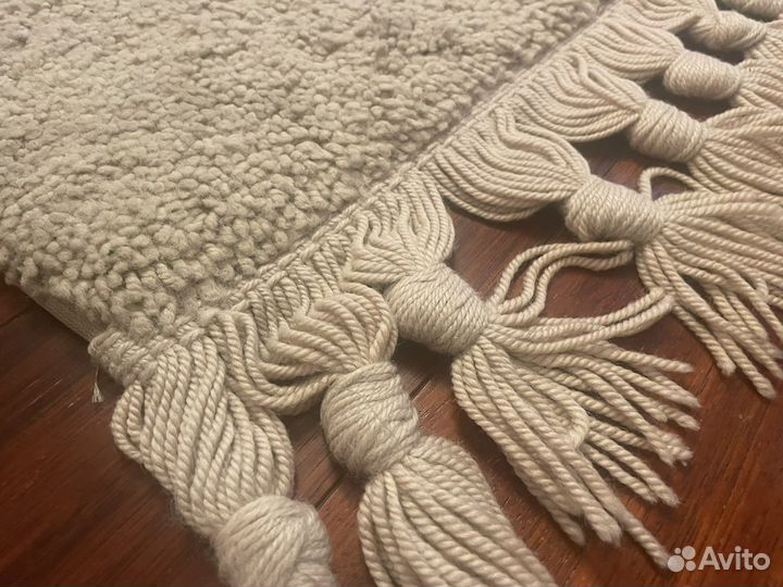 Ковер шерстяной