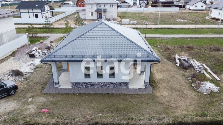 Дом 151 м² на участке 4,5 сот.