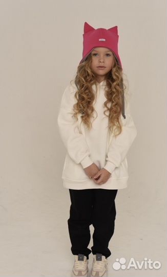 Шапка демисезонная для девочки новая