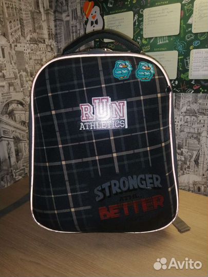 Школьный рюкзак