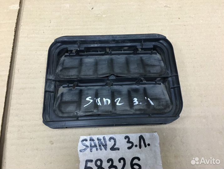 Решетка вентиляционная задняя левая Renault