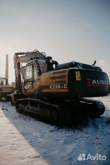 Гусеничный экскаватор Zauberg E230-C, 2023