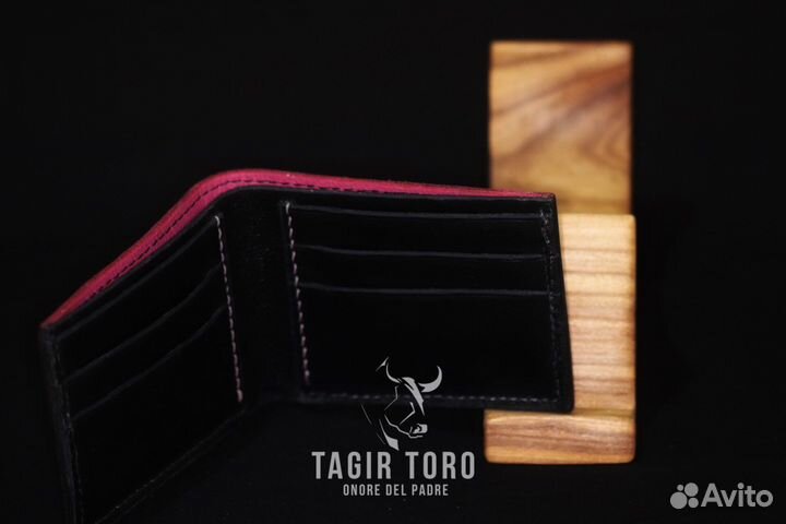 Женские кошельки из кожи