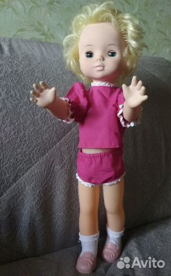 Кукла СССР в родной одежде и обуви