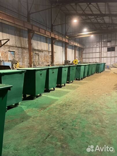 Мусорный контейнер