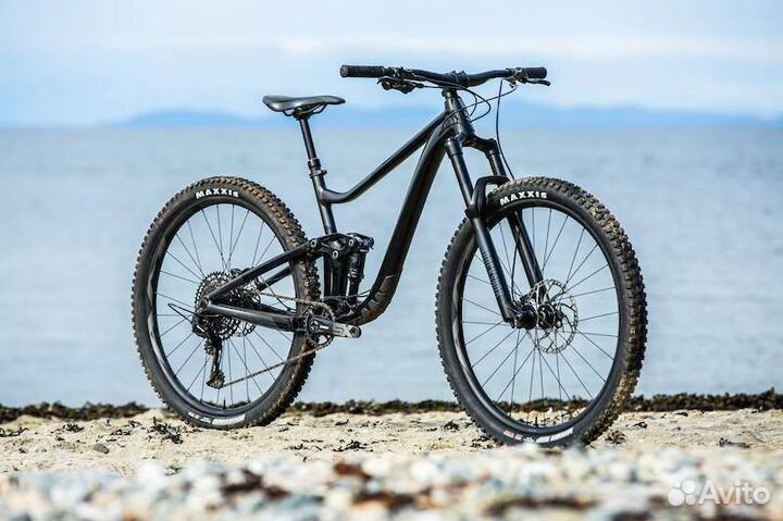 Giant Trance X 2021 (Lyrik + Code RSC + Eagle GX)