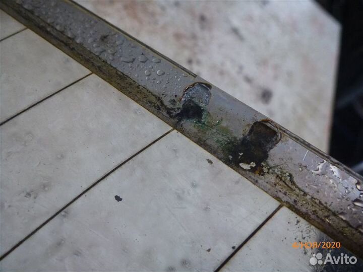 Стекло заднее Mercedes-Benz 123 W123 1975-1985