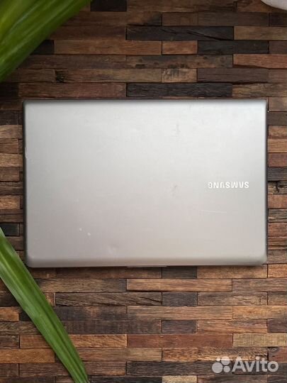 Samsung NP530U4C-S02RU