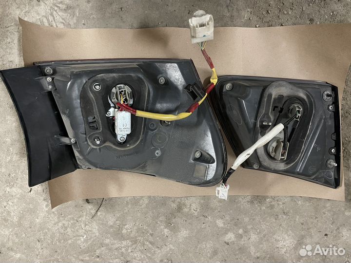 Фонарь задний Lexus Gs300 2006