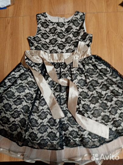Платье на девочку