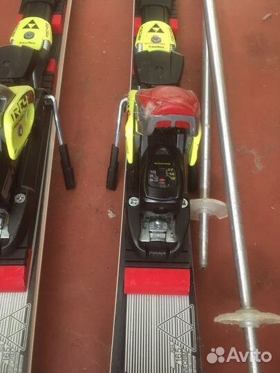 Горные лыжи слаломные Fisher ботинки Lange