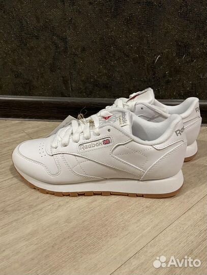 Кроссовки reebok женские
