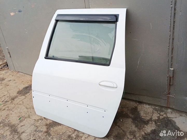 Дверь задняя левая LADA largus