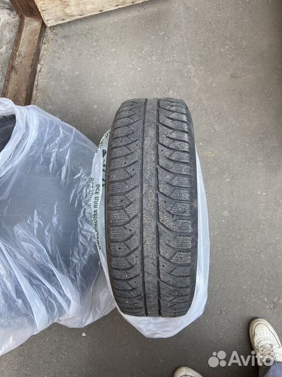 Firestone Ice Cruiser 7 235/65 R17 108T
