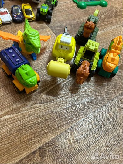 Машинки игрушки пакетом