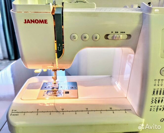 Швейная машинка janome QC2325