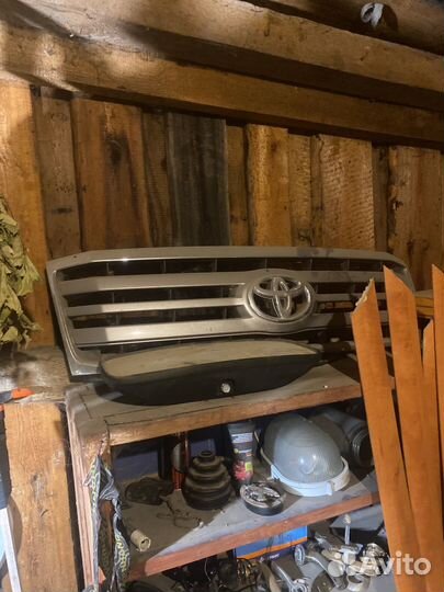 Решетка радиатора land cruiser