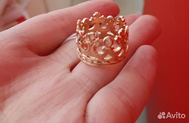 Золотое кольцо с бриллиантами