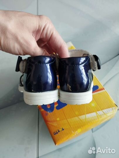 Сандали для девочки