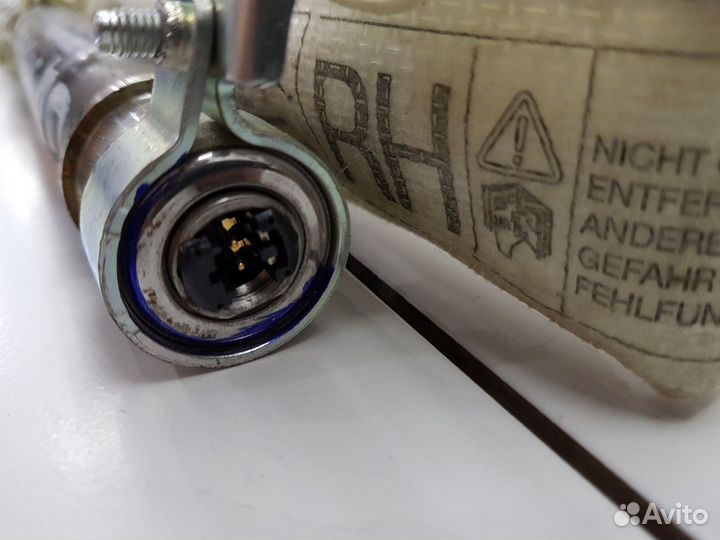 Подушка безопасности боковая правая