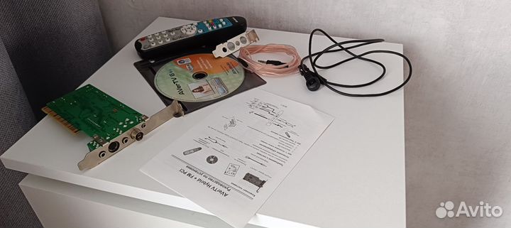 Тв-тюнер AverTV Hybrid + FM PCI