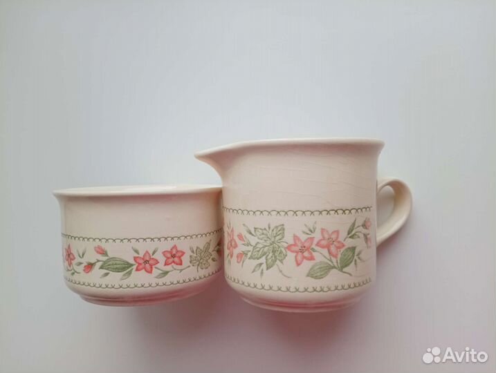 Заварочный чайник, молочник, пиала. Англия 1995 г