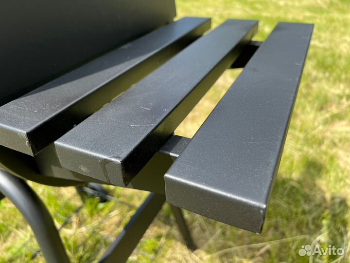 Угольный барбекю-гриль